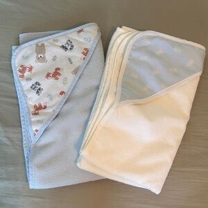 Baby Essentials Soft Hooded Towels - White and Light Blue
